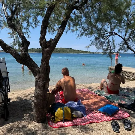 公寓 Strandnahes In Vodice 1 *