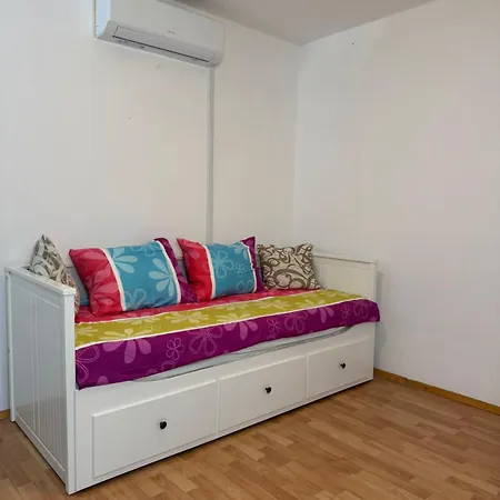 Strandnahes In Vodice 1 Apartment Srima