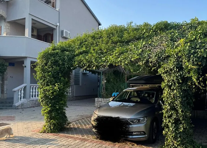 Apartment Strandnahes In Vodice 1 *